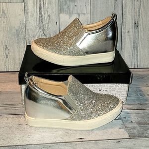 Silver glittered wedge sneakers